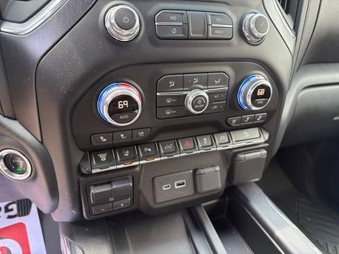 Used 2020 GMC Sierra 2500 AT4 w/ AT4 Premium Package AWD/4WD image 16