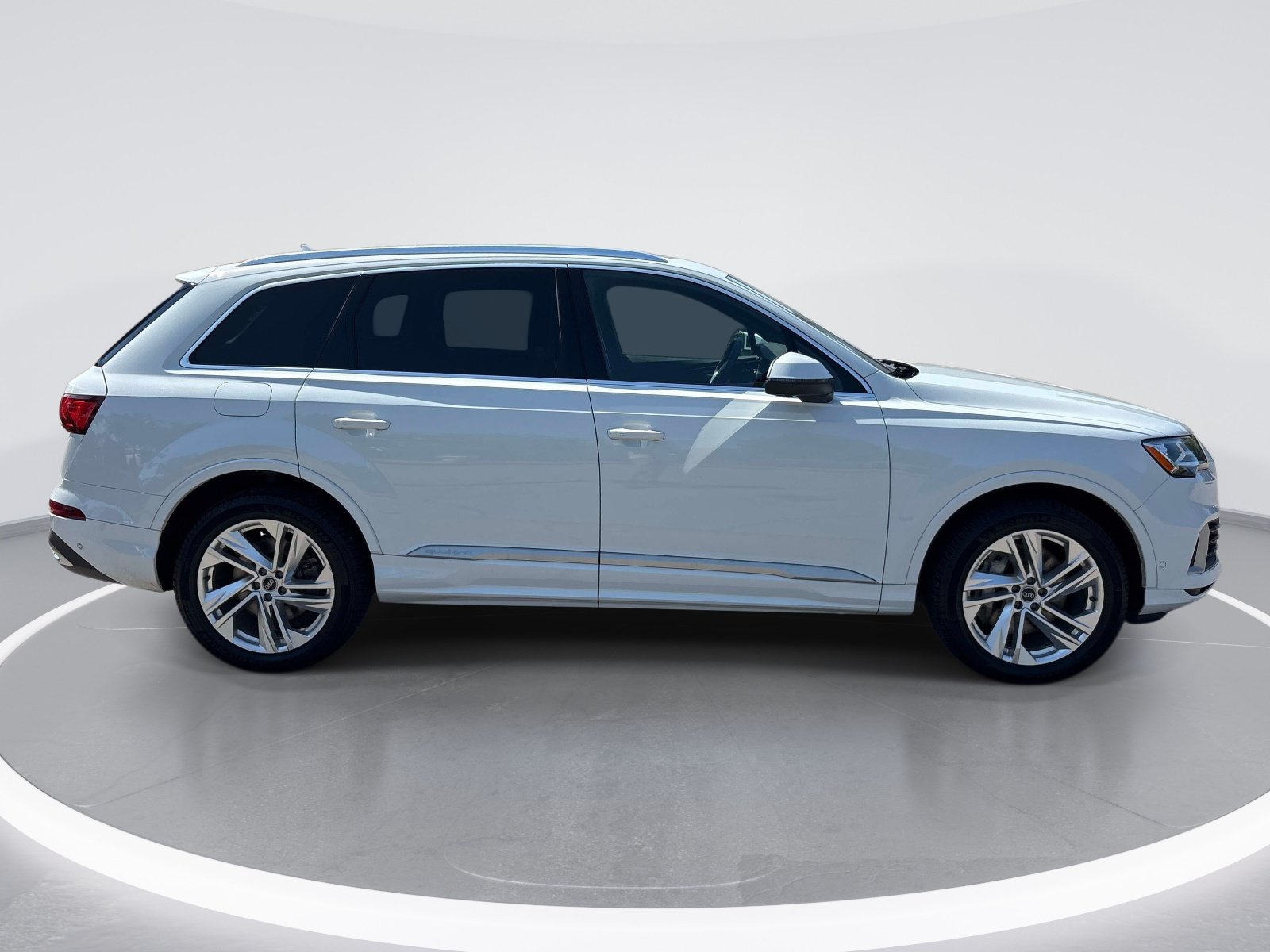 Used 2021 Audi Q7 3.0T Premium Plus w/ Executive Package AWD/4WD image 9