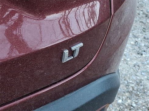 Certified 2025 Chevrolet Trax LT image 6