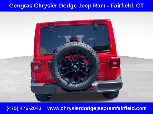 Certified 2025 Jeep Wrangler Unlimited Sahara w/ Safety Group AWD/4WD image 6