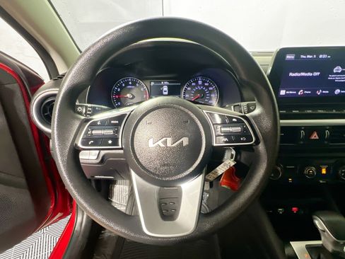 Used 2024 Kia Forte LXS image 17