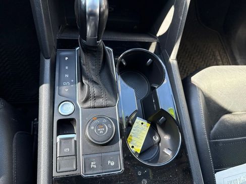 Used 2019 Volkswagen Atlas SEL Premium AWD/4WD image 23