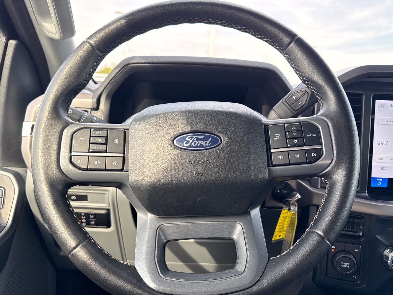 Used 2025 Ford F150 XLT w/ Equipment Group 301A Standard AWD/4WD image 19