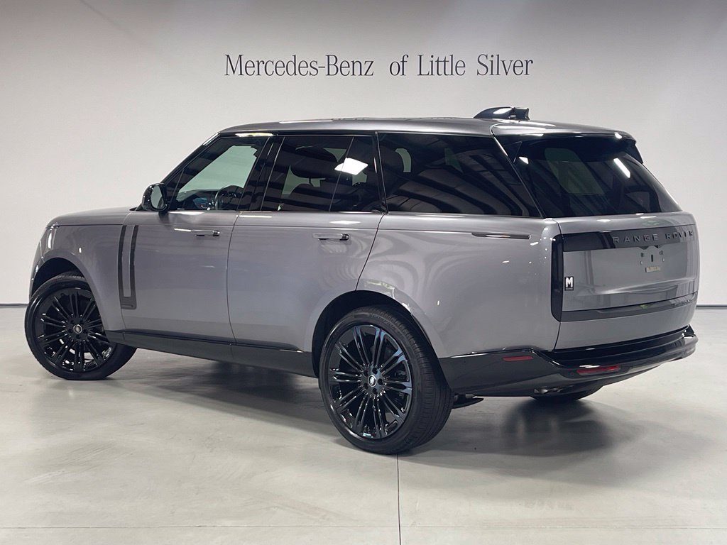 Used 2025 Land Rover Range Rover Autobiography AWD/4WD image 3