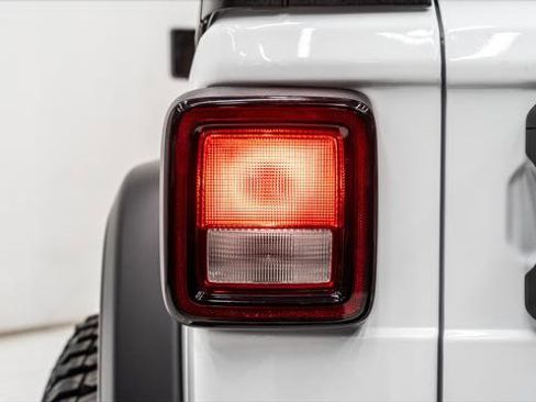 Used 2026 Jeep Wrangler Unlimited Sport image 16