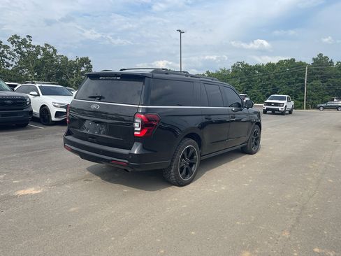 Used 2023 Ford Expedition Max Limited AWD/4WD image 3