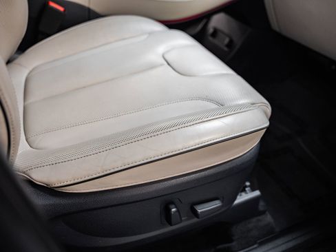 Used 2021 Hyundai Palisade Limited image 42