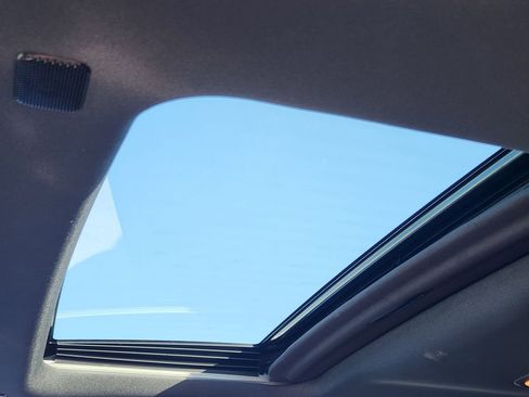 Certified 2026 GMC Canyon AT4 w/ Technology Plus Package image 32