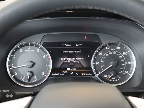Used 2025 INFINITI QX60 Pure AWD/4WD image 17