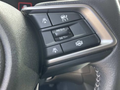 Used 2023 Subaru Ascent Premium w/ Convenience Package AWD/4WD image 31
