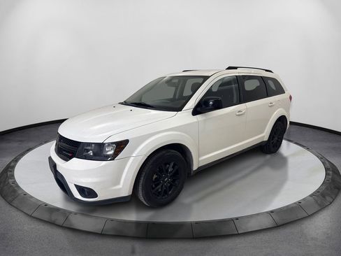 Used 2019 Dodge Journey SE w/ Connectivity Group FWD image 1
