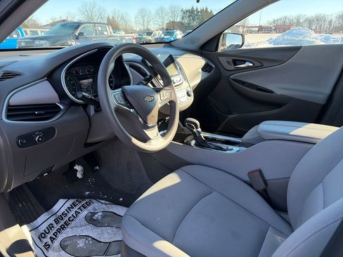 Used 2025 Chevrolet Malibu LT image 18