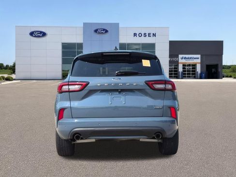 Used 2023 Ford Escape ST-Line Elite AWD/4WD image 4