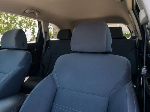 Used 2019 Kia Sorento S FWD image 17