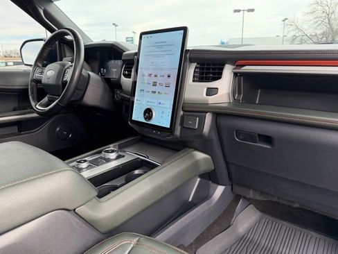 Used 2022 Ford Expedition Timberline image 10