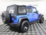 Used 2015 Jeep Wrangler Unlimited Rubicon w/ Connectivity Group image 5