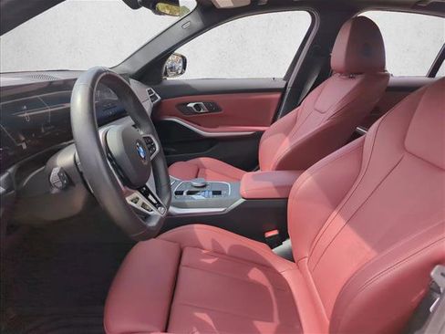 Used 2025 BMW 330i Sedan w/ M Sport Package image 13