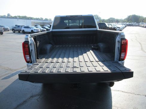 Certified 2023 GMC Sierra 2500 SLE w/ SLE Value Package; AWD/4WD image 8