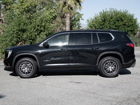 Used 2025 GMC Acadia Elevation image 26