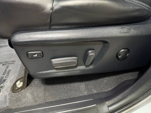 Used 2018 Toyota Tundra Platinum AWD/4WD image 22
