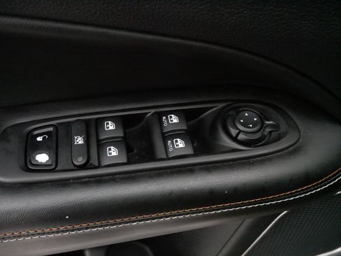 Used 2020 Jeep Compass Latitude w/ Cold Weather Group image 19