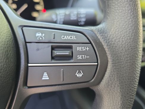 New 2026 Honda HR-V LX image 17