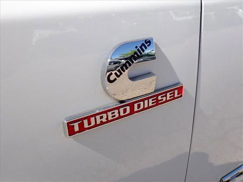 Used 2020 RAM 2500 Laramie AWD/4WD image 8