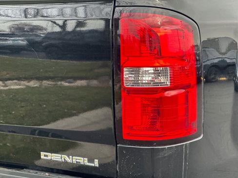 Used 2019 GMC Sierra 2500 Denali w/ Duramax Plus Package image 26