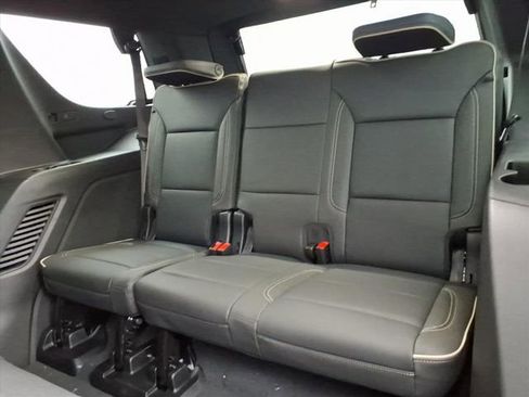 New 2026 GMC Yukon Elevation image 8