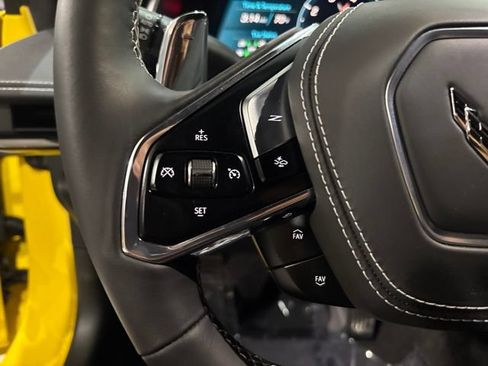 Used 2025 Chevrolet Corvette Stingray Preferred Cpe w/ Z51 Performance Package RWD image 18