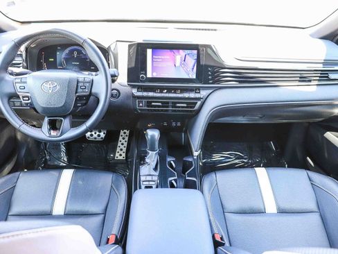 Certified 2025 Toyota Camry SE w/ Convenience Package FWD image 13