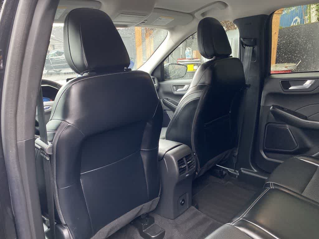 Used 2024 Ford Escape Platinum AWD/4WD image 15
