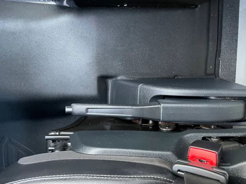 Used 2020 Ford Transit 150 Low Roof image 15