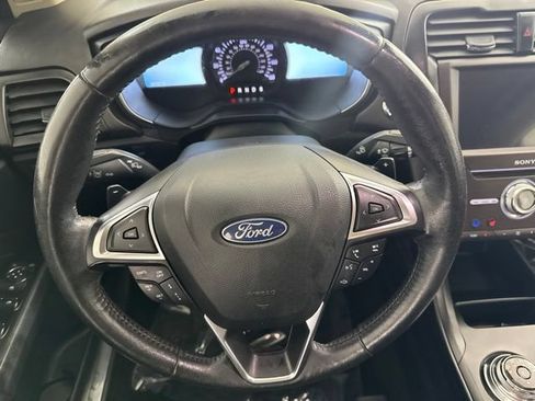 Used 2019 Ford Fusion Titanium AWD/4WD image 23