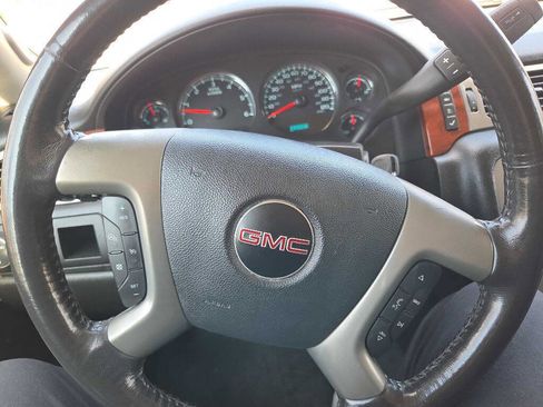 Used 2012 GMC Yukon XL SLT w/ SLT-2 Equipment Package image 41