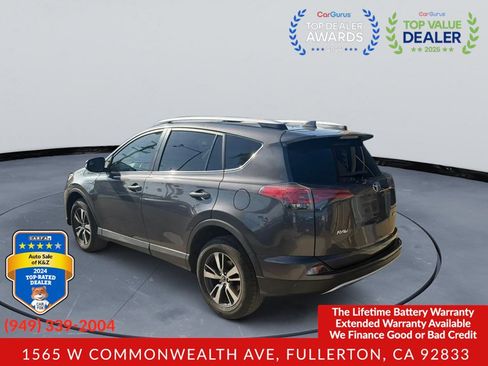Used 2016 Toyota RAV4 XLE FWD image 5