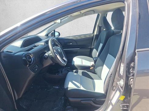Used 2015 Toyota Prius C Two w/ Preferred Accessory Package FWD image 14