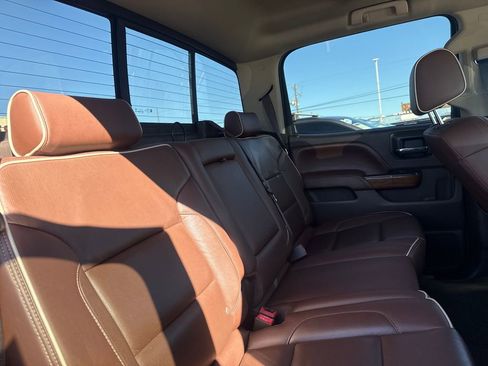 Used 2017 Chevrolet Silverado 1500 High Country image 18