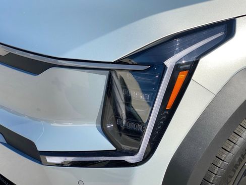 New 2026 Kia EV9 Light image 8