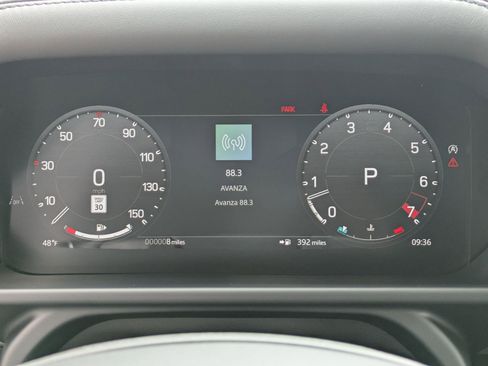 New 2026 Land Rover Defender 110 X-Dynamic SE AWD/4WD image 19