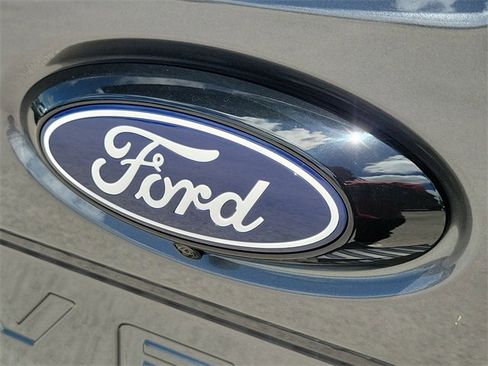 New 2025 Ford Maverick XL image 5