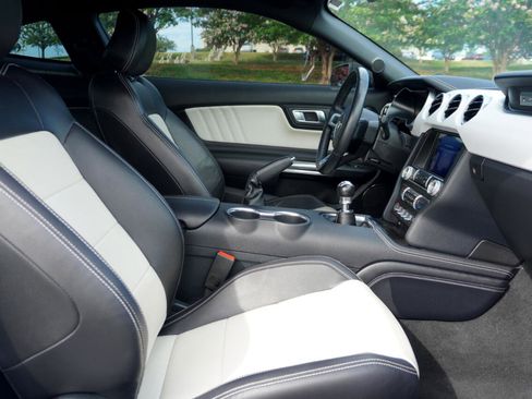 Used 2022 Ford Mustang GT Premium w/ Equipment Group 401A image 19