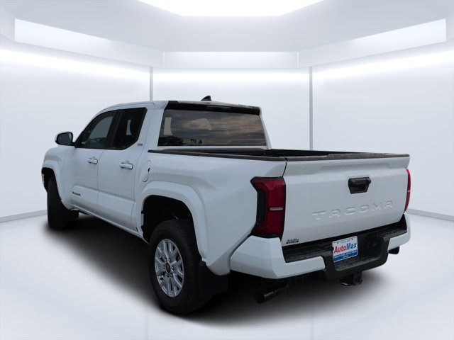 Used 2026 Toyota Tacoma SR5 RWD image 5