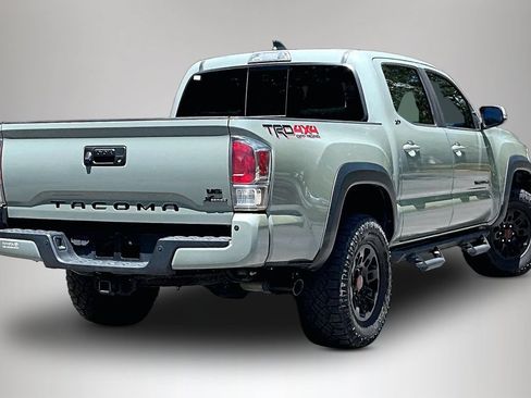 Used 2022 Toyota Tacoma TRD Off-Road w/ Technology Package AWD/4WD image 5