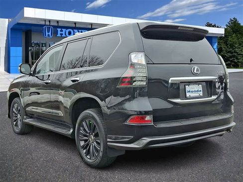 Used 2023 Lexus GX 460 Luxury w/ Sport Design Package image 22