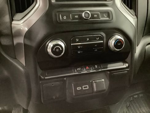 Used 2022 GMC Sierra 2500 Pro w/ Convenience Package image 16