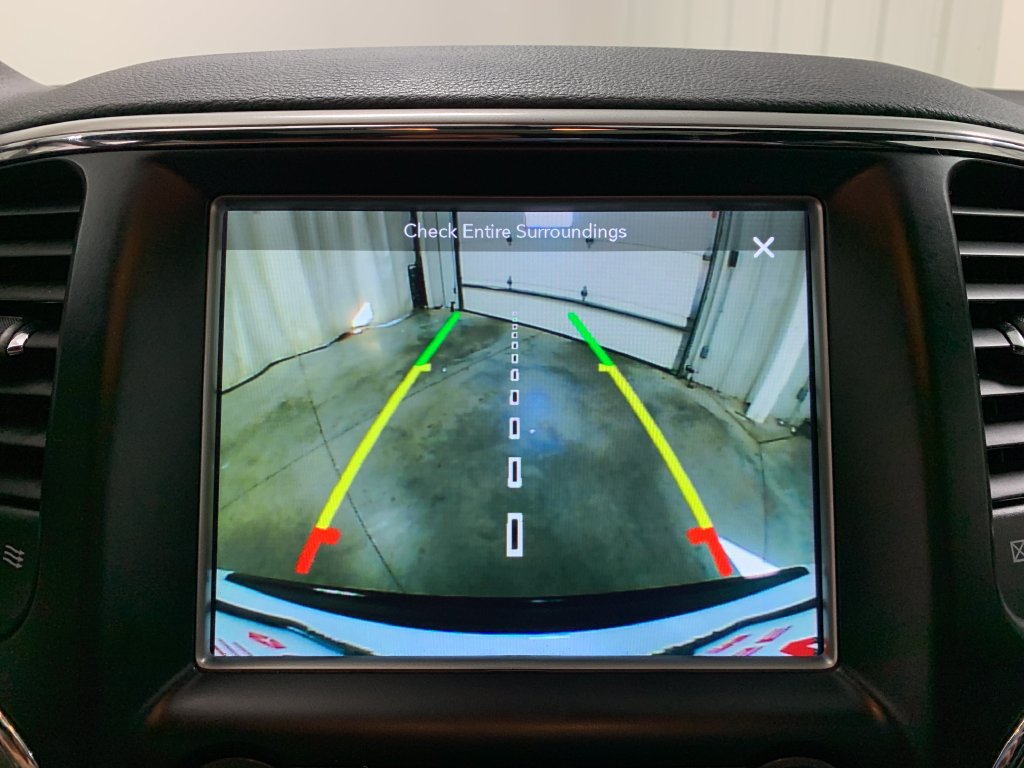 Used 2018 Jeep Grand Cherokee Altitude AWD/4WD image 30
