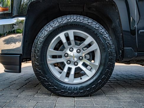 Used 2017 Chevrolet Silverado 1500 LT w/ All Star Edition AWD/4WD image 10
