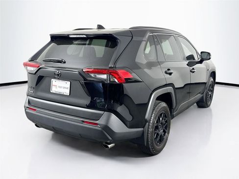 Certified 2024 Toyota RAV4 XLE w/ Convenience Package FWD image 6