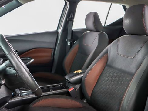 Used 2021 Nissan Kicks SR image 23